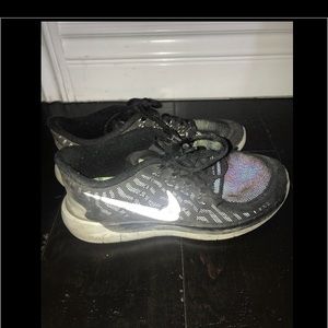 Black Nike H2O repel Free 5.0